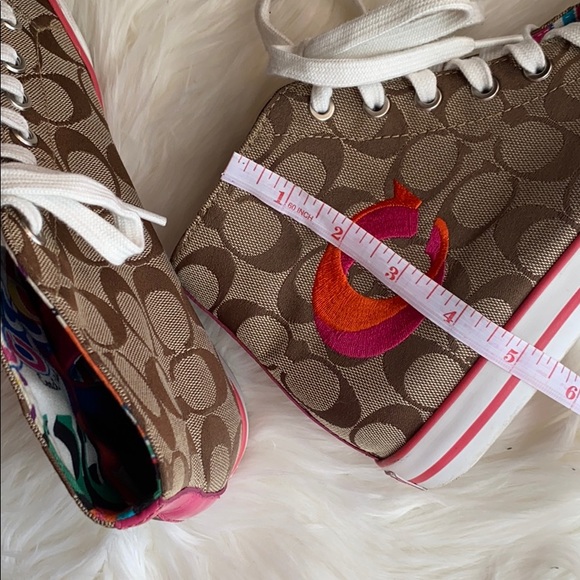 💕SOLD💕 COACH Women's Hi-Top Sneakers - Picture 8 of 11
